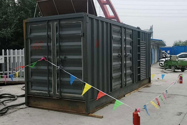 廉江发电机租赁空气滤清器多久更换一次？